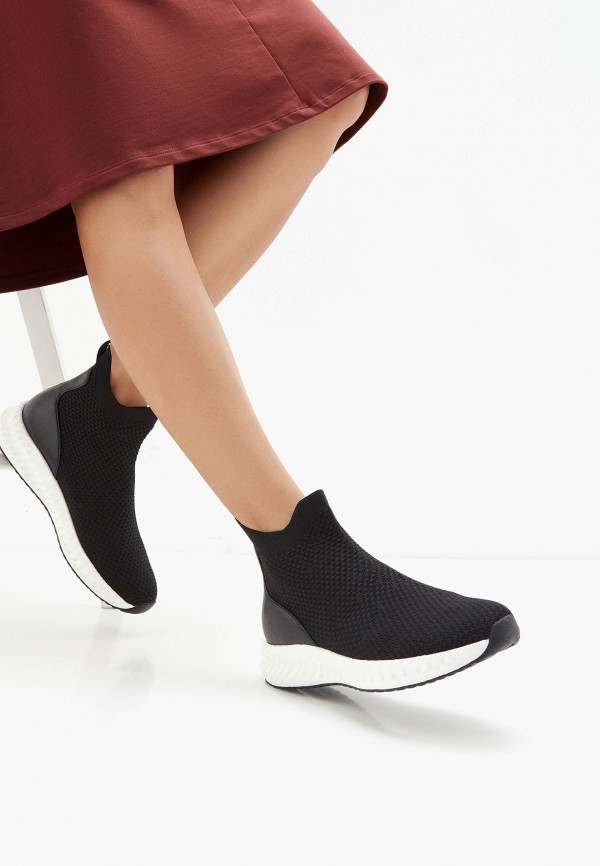 фото Кроссовки caprice