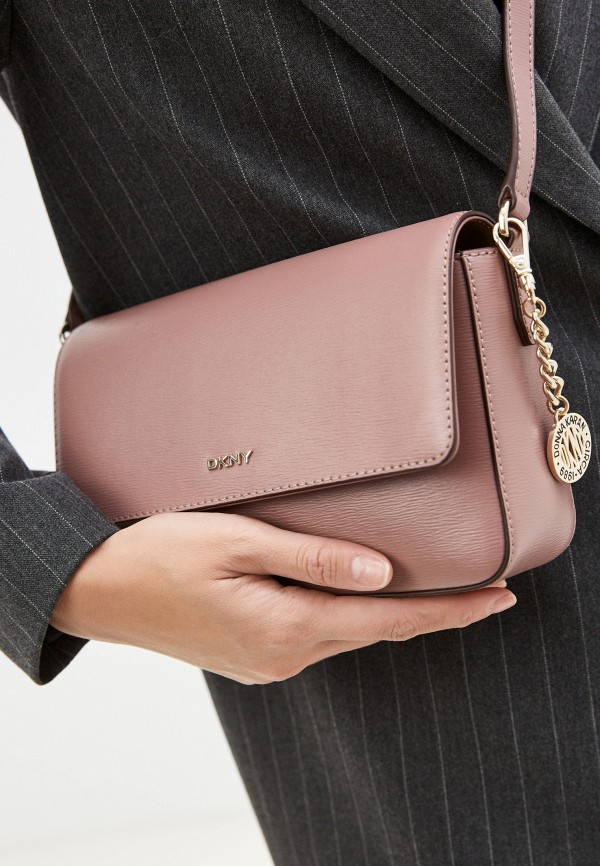 фото Сумка и брелок dkny