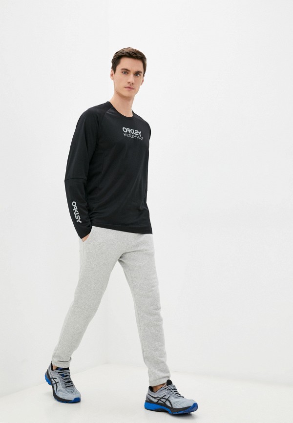 фото Лонгслив спортивный oakley