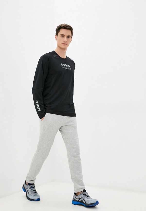 фото Лонгслив спортивный oakley