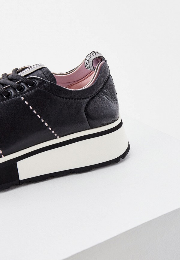 фото Кроссовки fabi