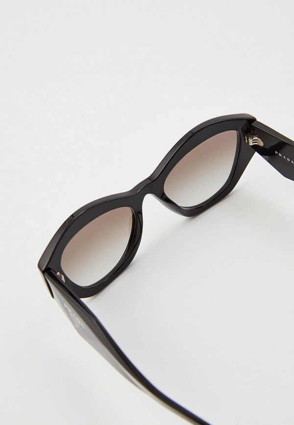 фото Очки солнцезащитные prada