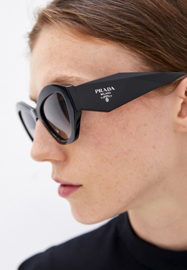 фото Очки солнцезащитные prada