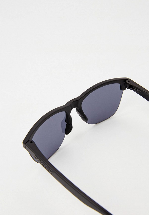 фото Очки солнцезащитные oakley