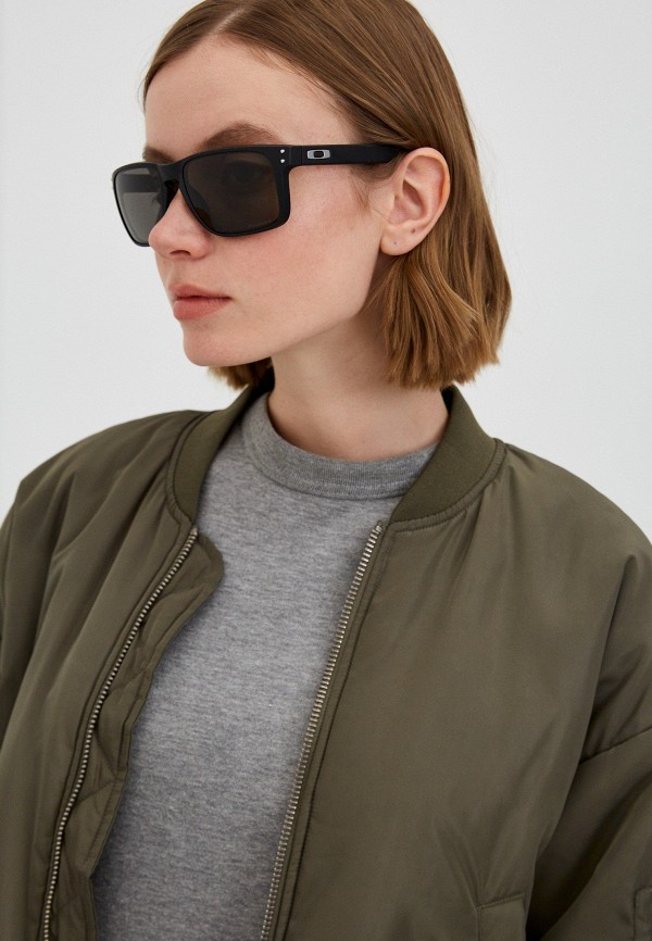 Очки солнцезащитные  Oakley фото