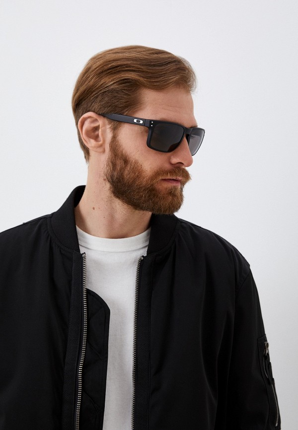 Очки солнцезащитные  Oakley фото