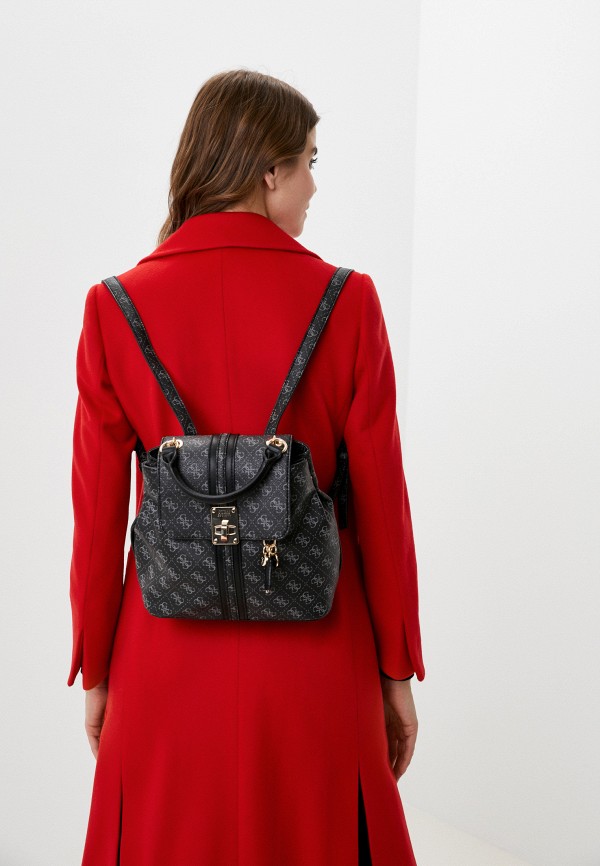 фото Рюкзак и брелок guess