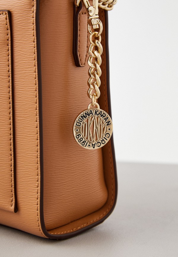 фото Сумка и брелок dkny