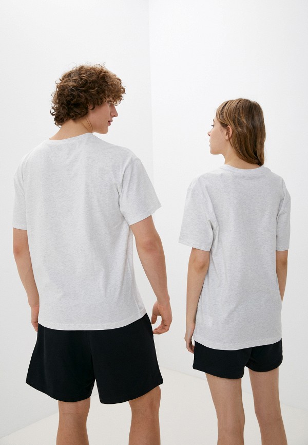 фото Футболка new balance