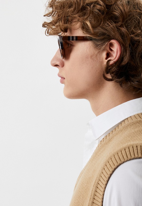фото Очки солнцезащитные burberry