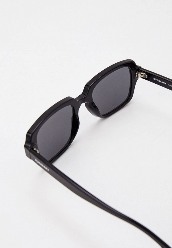 фото Очки солнцезащитные burberry