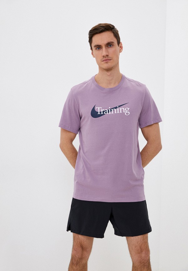 Футболка спортивная Nike фиолетового цвета