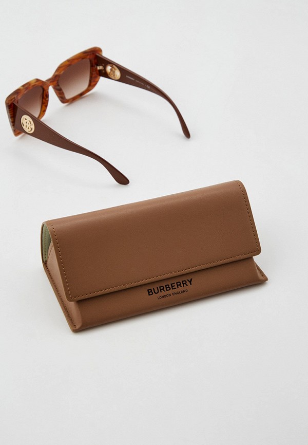 фото Очки солнцезащитные burberry