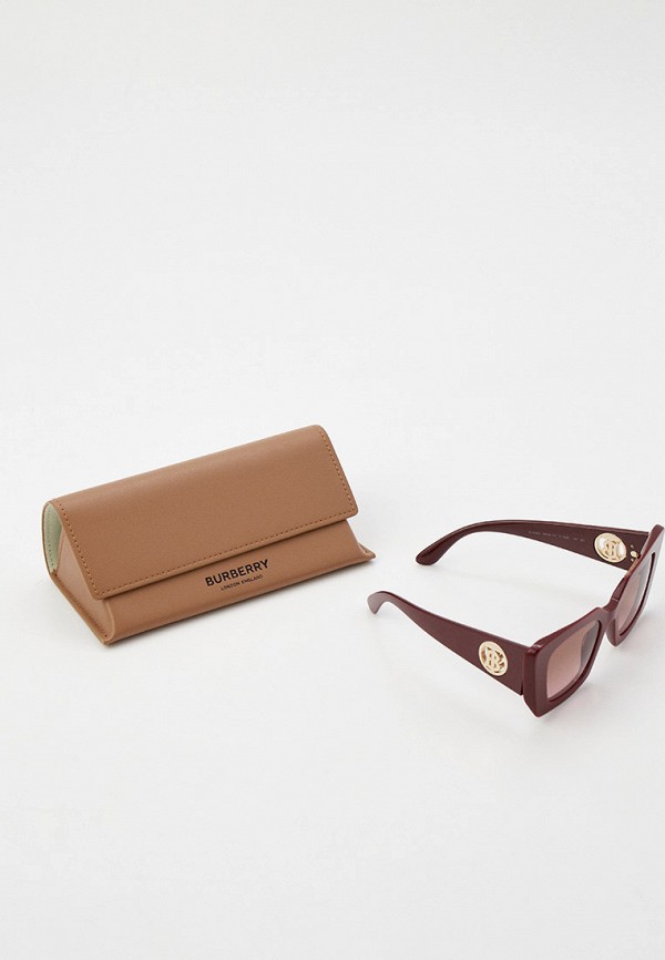 фото Очки солнцезащитные burberry