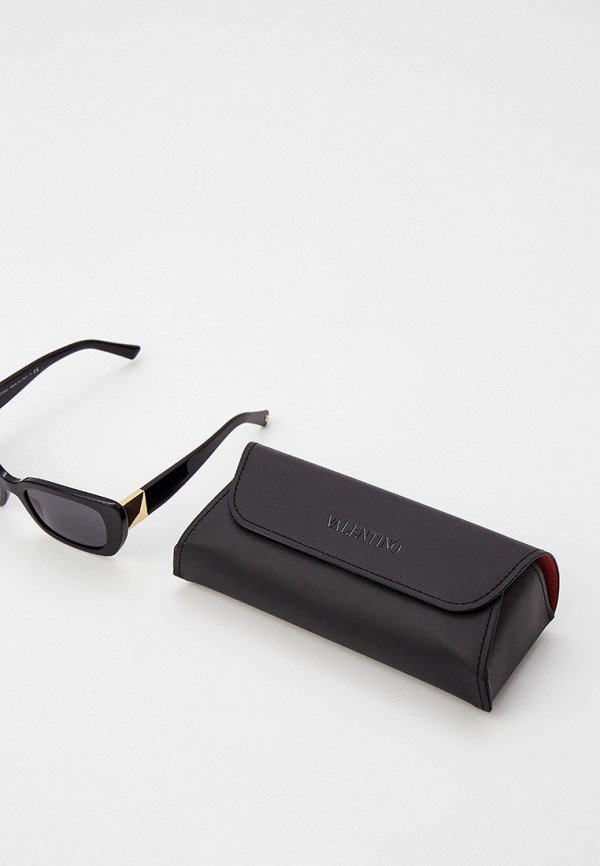 фото Очки солнцезащитные valentino