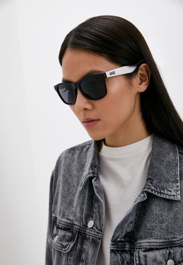 фото Очки солнцезащитные vans