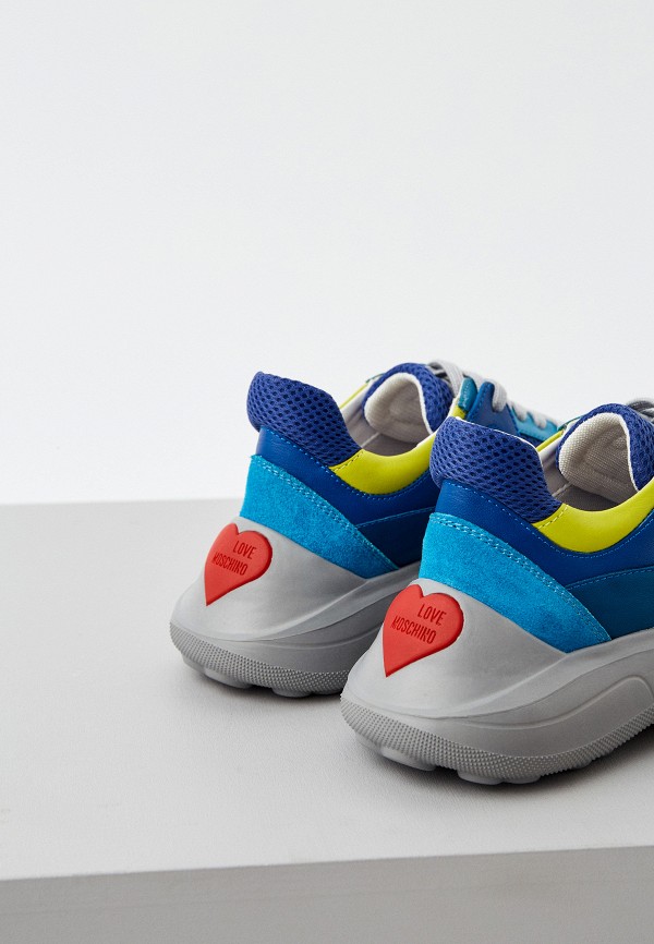 фото Кроссовки love moschino