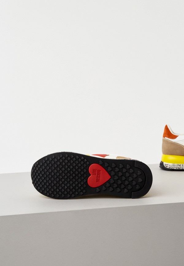 фото Кроссовки love moschino