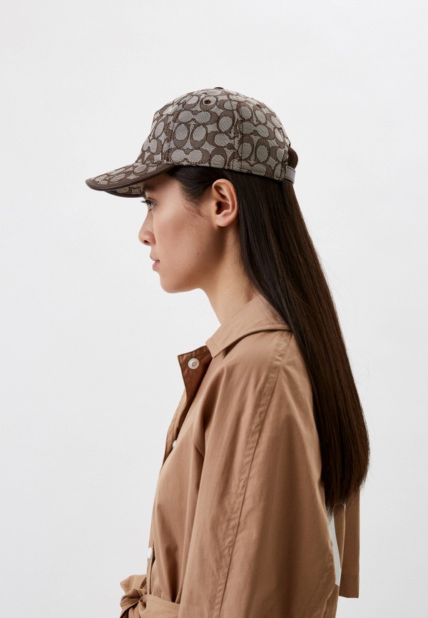 фото Бейсболка coach