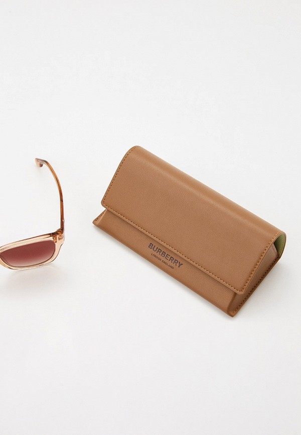 фото Очки солнцезащитные burberry