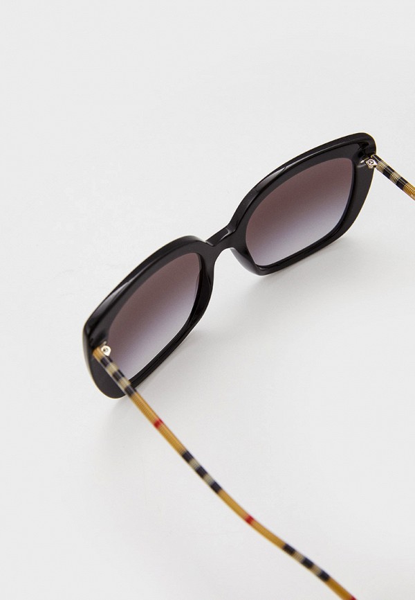 фото Очки солнцезащитные burberry