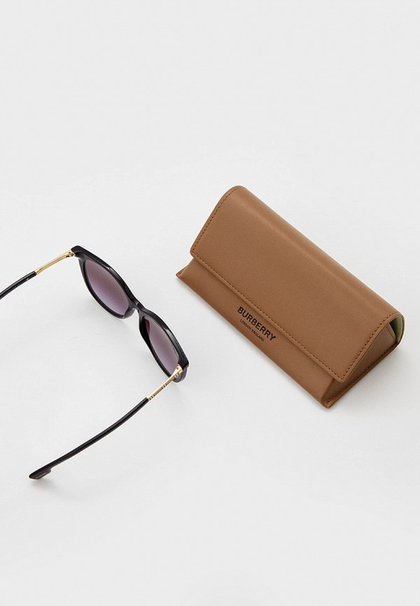 фото Очки солнцезащитные burberry