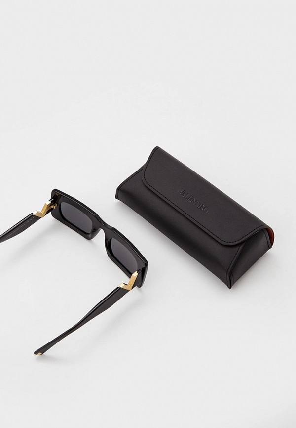 фото Очки солнцезащитные valentino