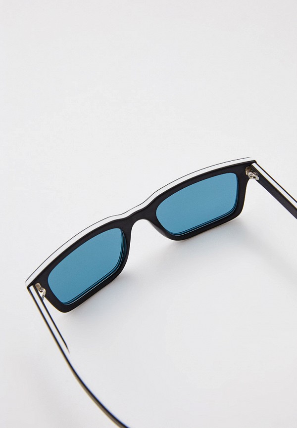 фото Очки солнцезащитные prada