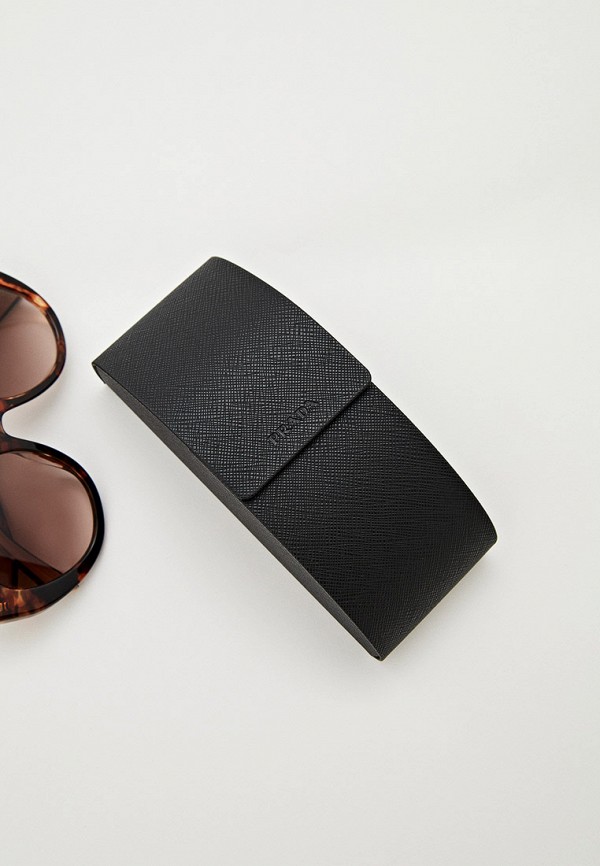 фото Очки солнцезащитные prada