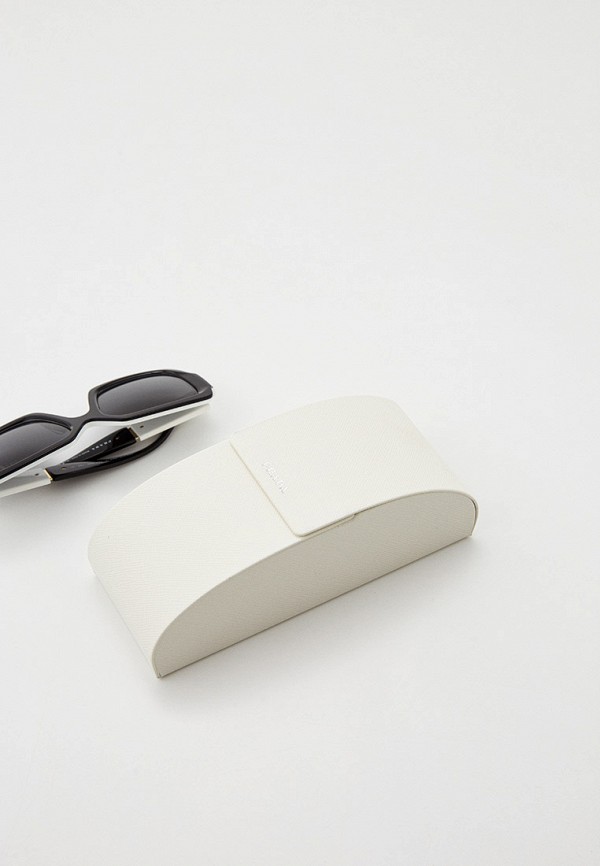 фото Очки солнцезащитные prada