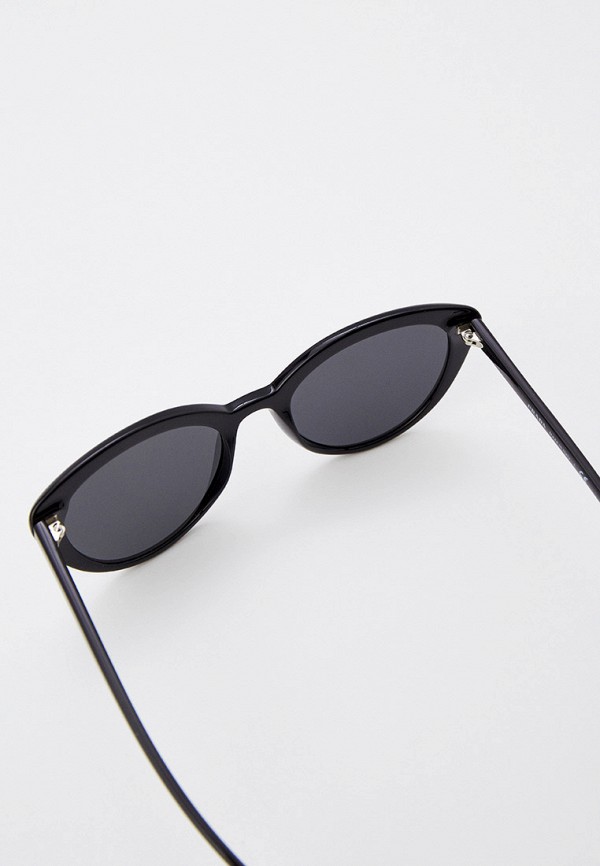 фото Очки солнцезащитные prada