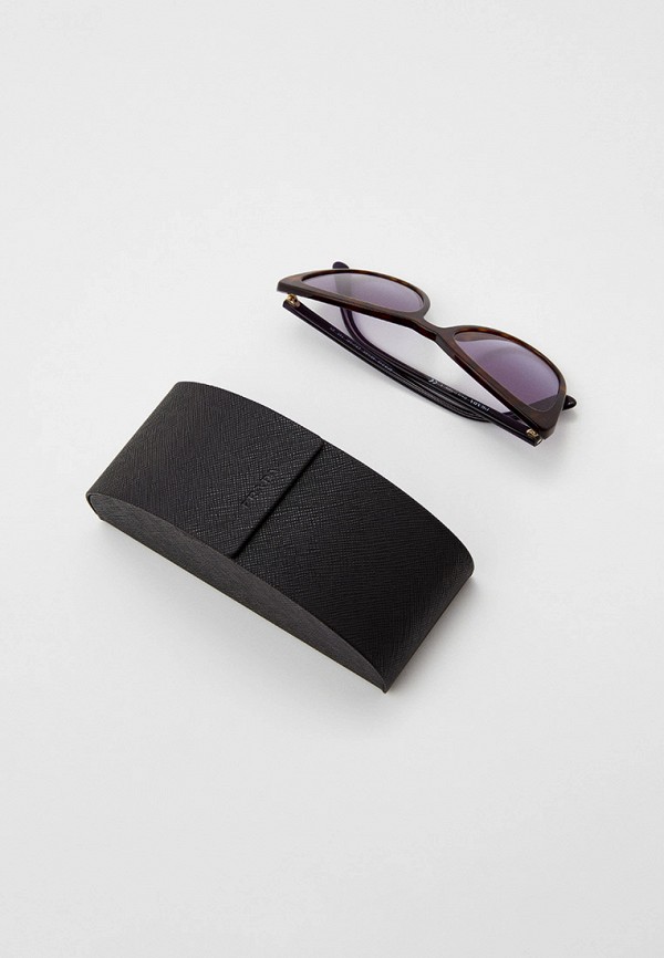 фото Очки солнцезащитные prada