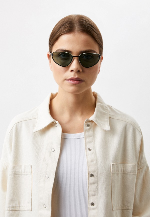 фото Очки солнцезащитные prada