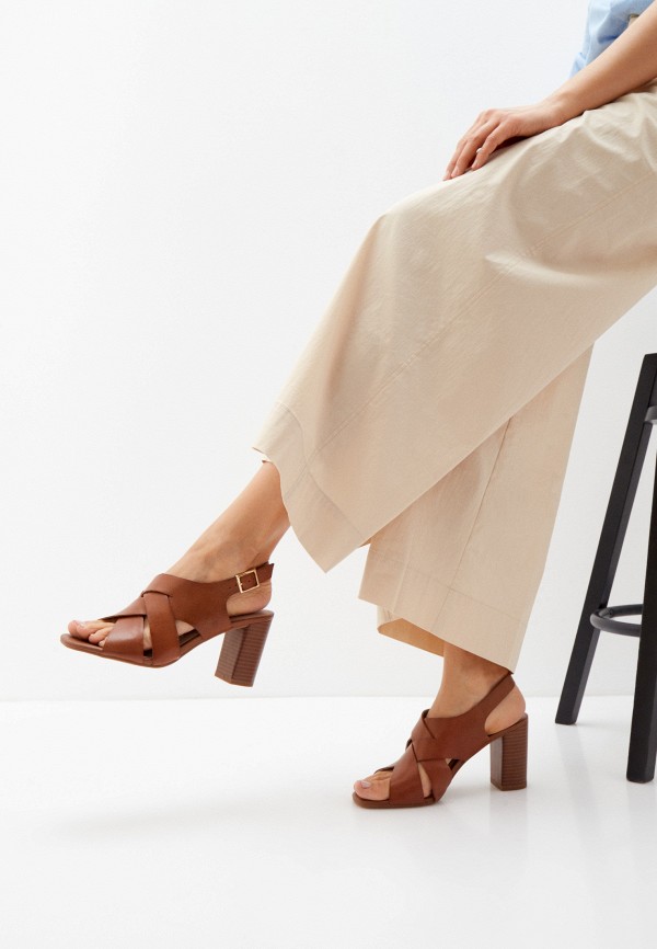 фото Босоножки caprice