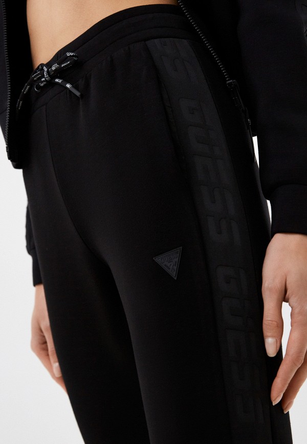 фото Брюки спортивные guess