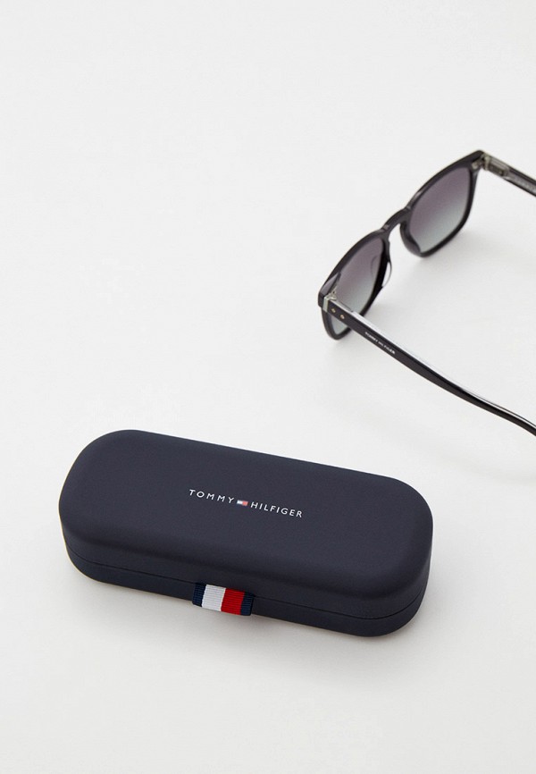 фото Очки солнцезащитные tommy hilfiger