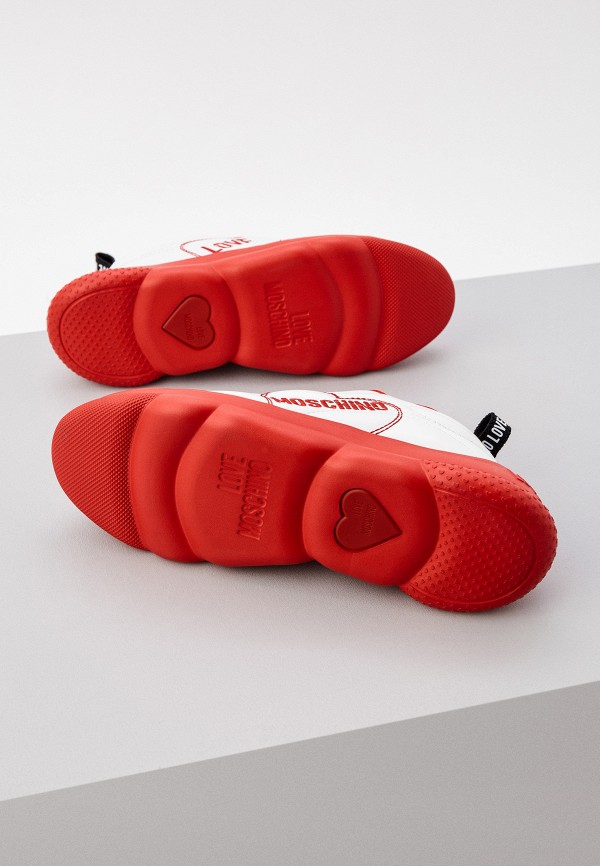 фото Кроссовки love moschino