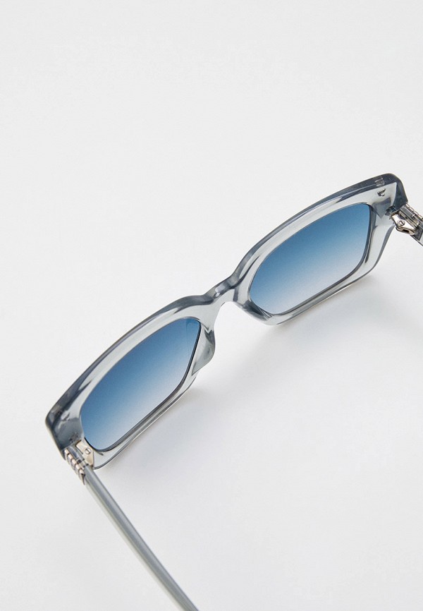 фото Очки солнцезащитные guess