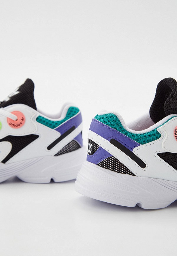 фото Кроссовки adidas originals