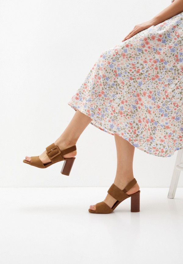 фото Босоножки caprice