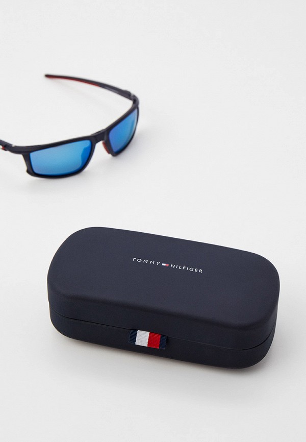 Очки солнцезащитные  Tommy Hilfiger фото