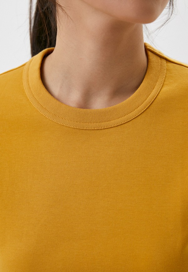 Футболка  UNIQLO фото