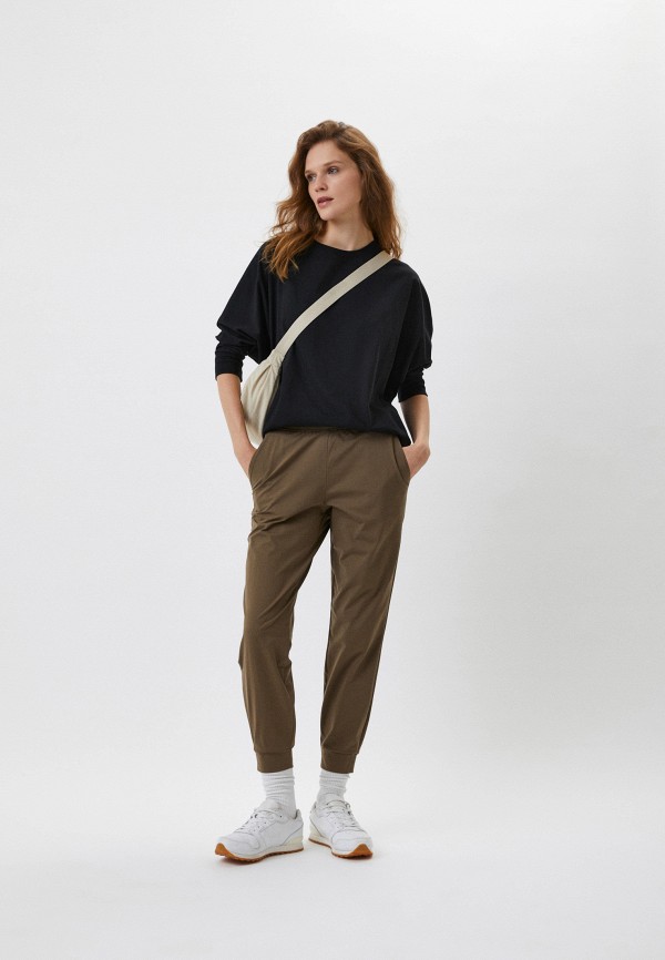Брюки  UNIQLO фото