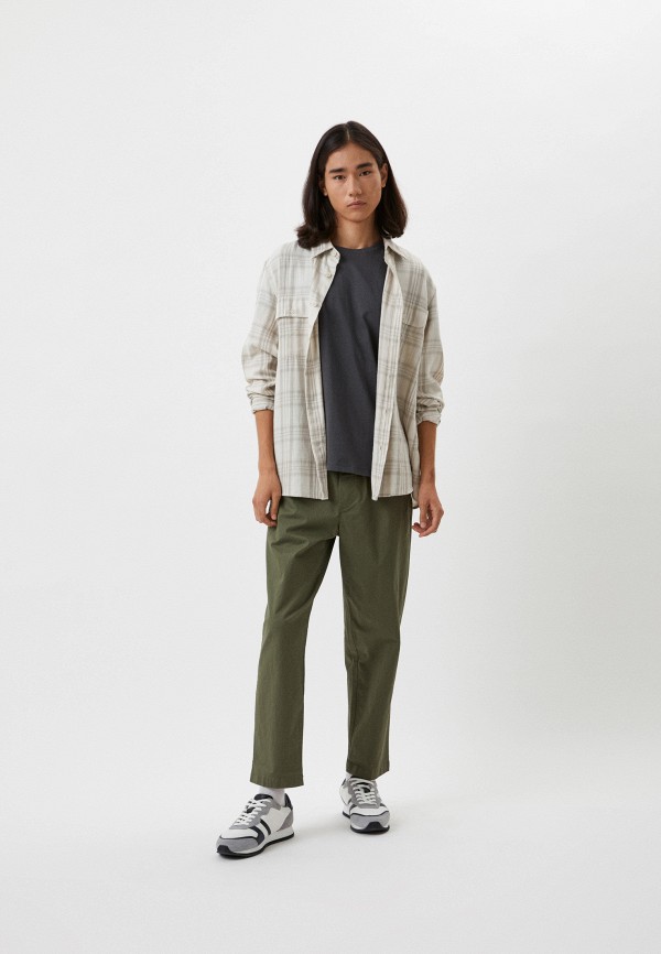 Футболка  UNIQLO фото