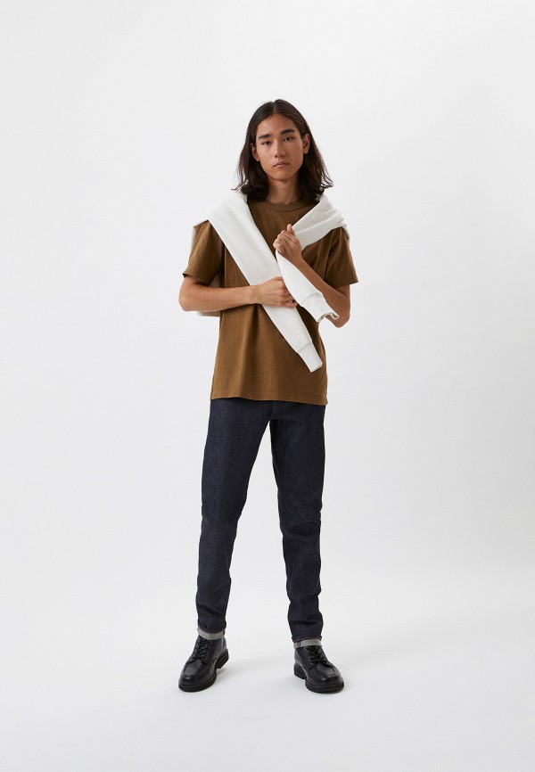 Футболка  UNIQLO фото