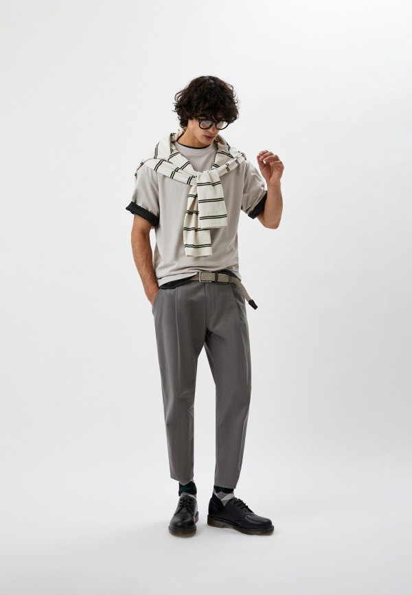 Футболка  UNIQLO фото