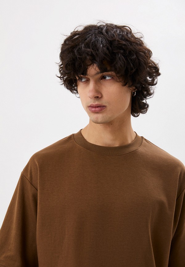 Футболка  UNIQLO фото