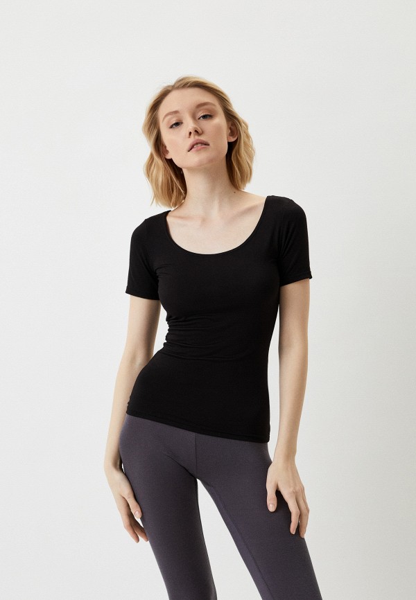 

Футболка UNIQLO, Черный, HEATTECH