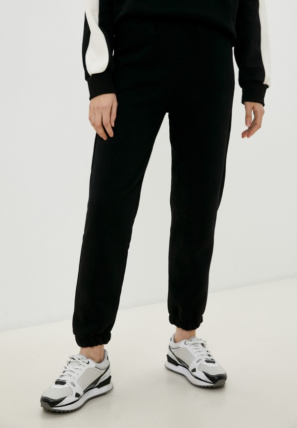 фото Костюм спортивный moki