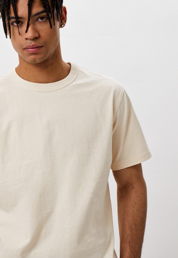 Футболка  UNIQLO фото
